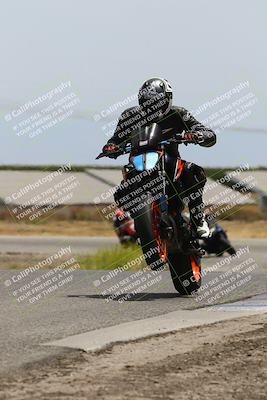 media/May-26-2025-Lets Ride (Mon) [[3bf1de1d65]]/B Group/1220pm (Wheelie Bump)/